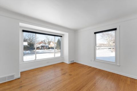 Photo of 18926 Ashton Avenue, Detroit City, MI 48219 (MLS # 81025062028)