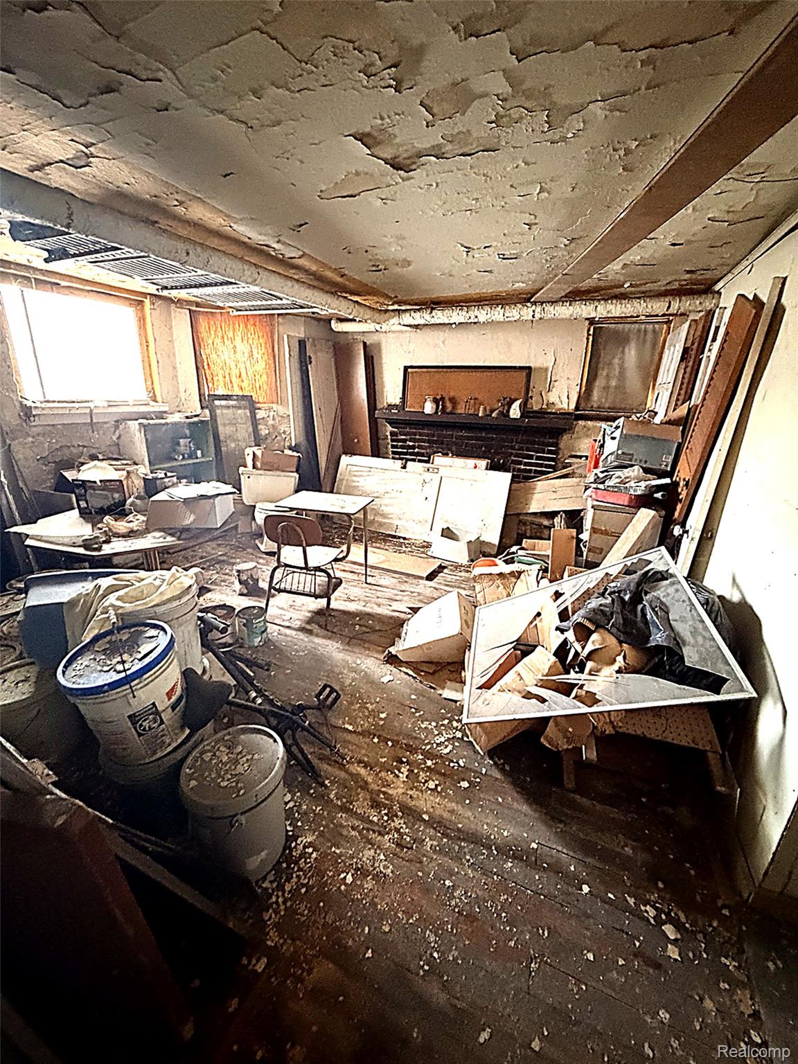 1656 W Grand Boulevard