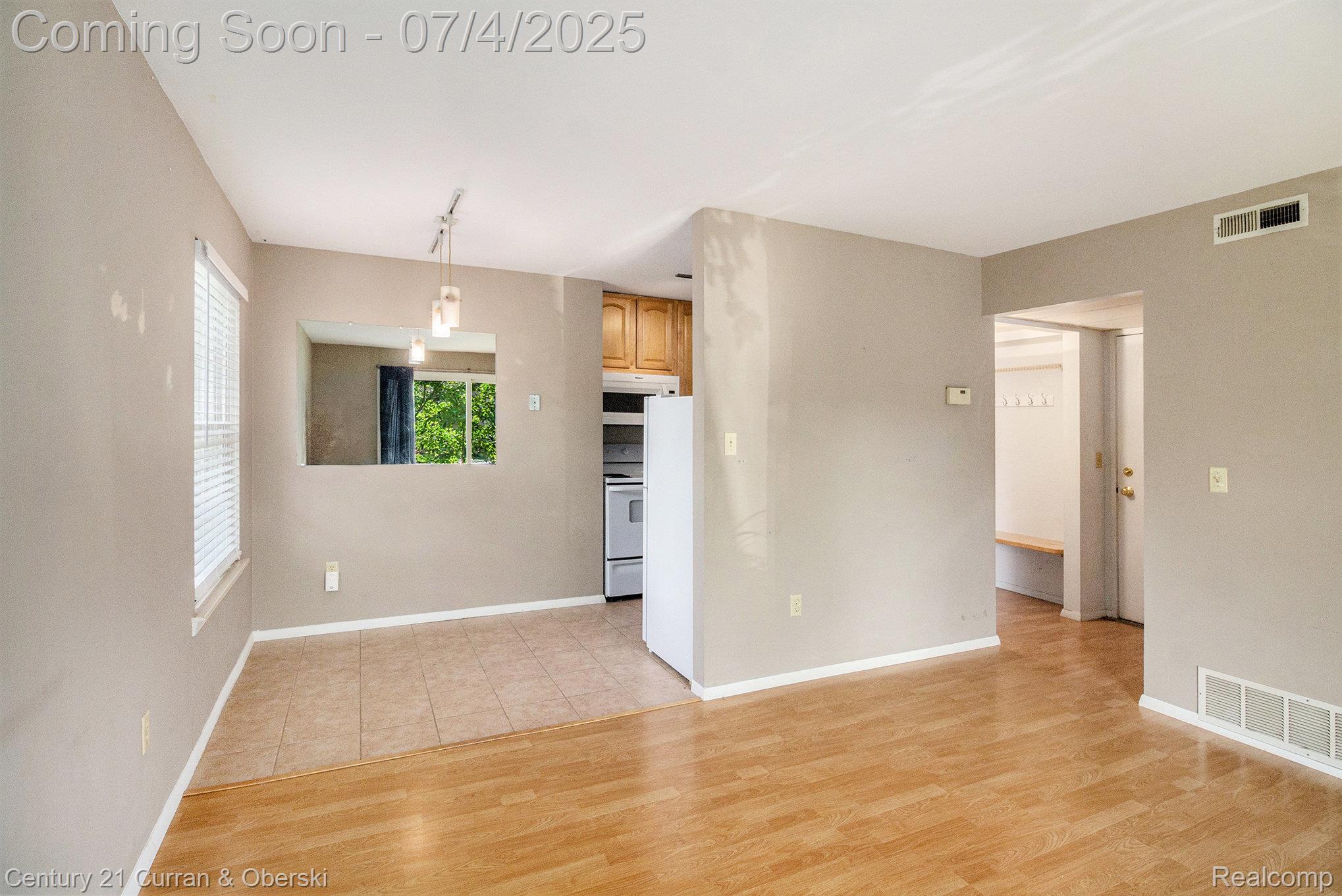 841 Bloomfield Village Boulevard Unit #D