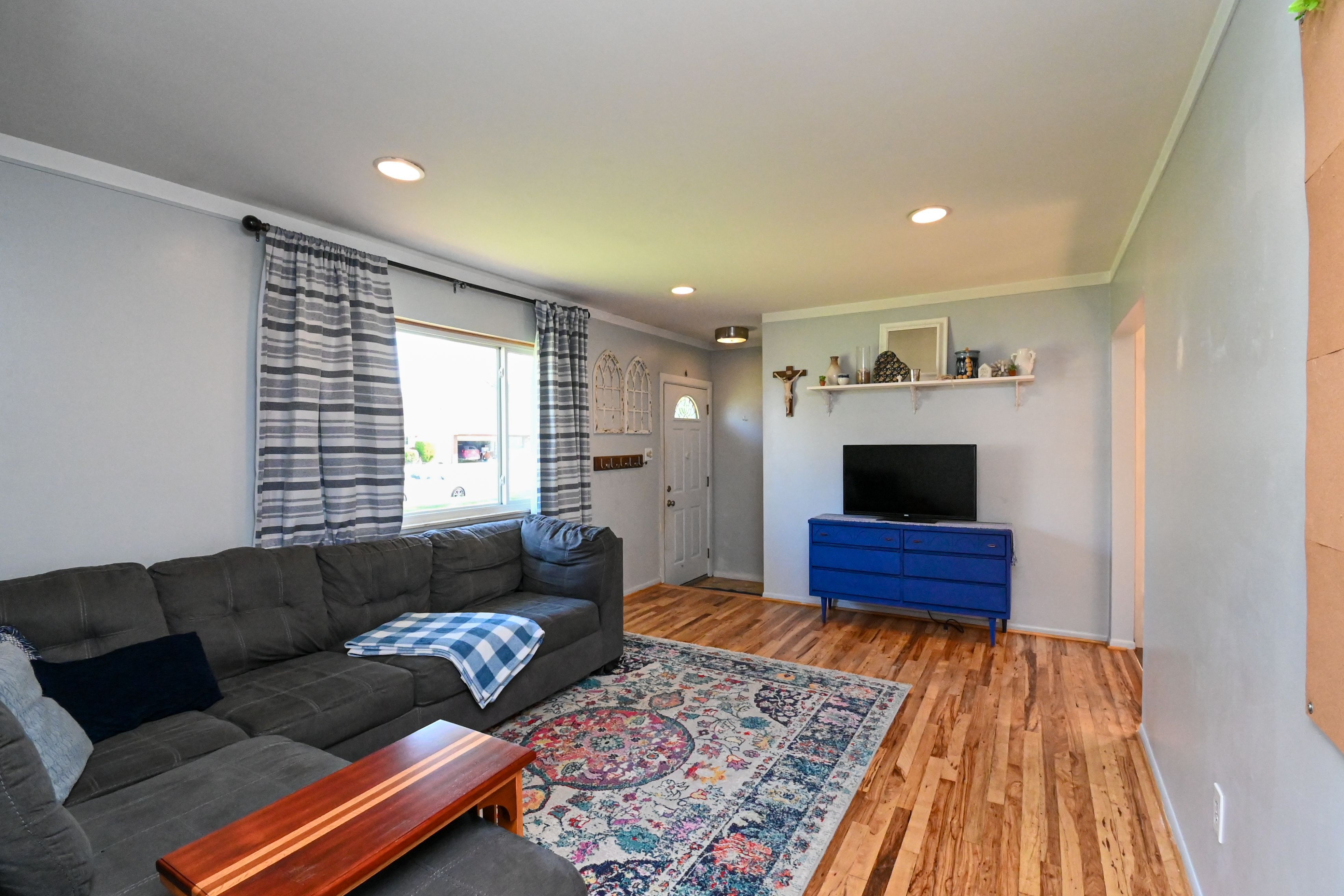 12742 DENOTER Drive