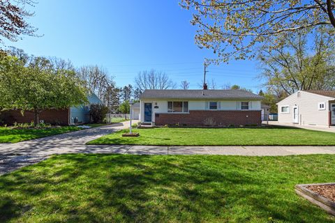 12742 DENOTER Drive Sterling Heights City Macomb MI 48313