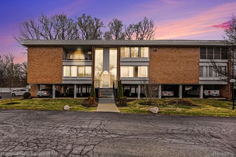 32060 Grand River Avenue 64 Farmington City MI 48336