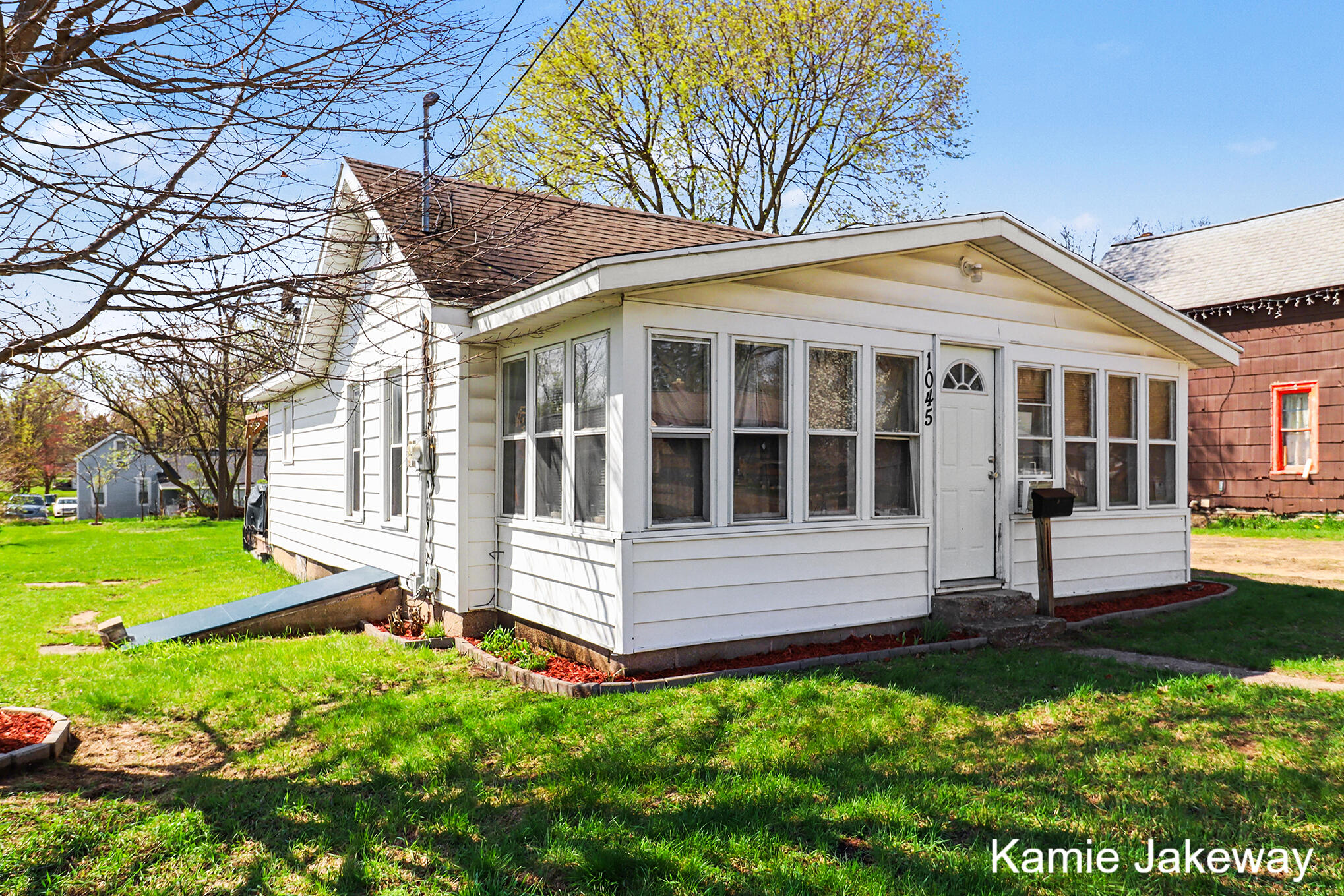 1045 Alderman Street