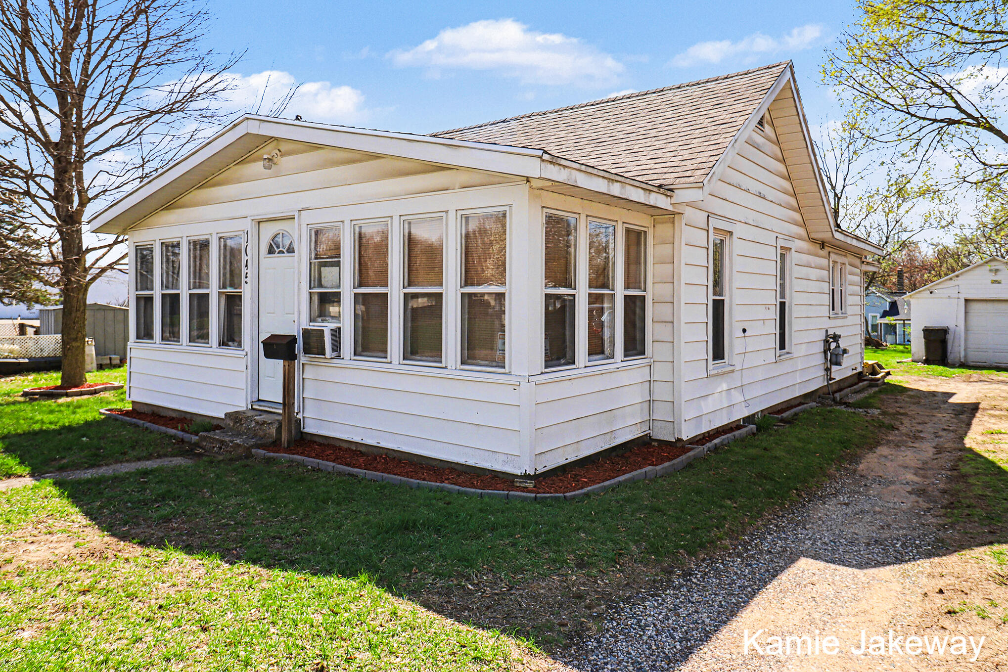 1045 Alderman Street