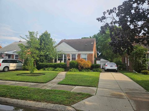 17970 Lincoln Drive Roseville City MI 48066