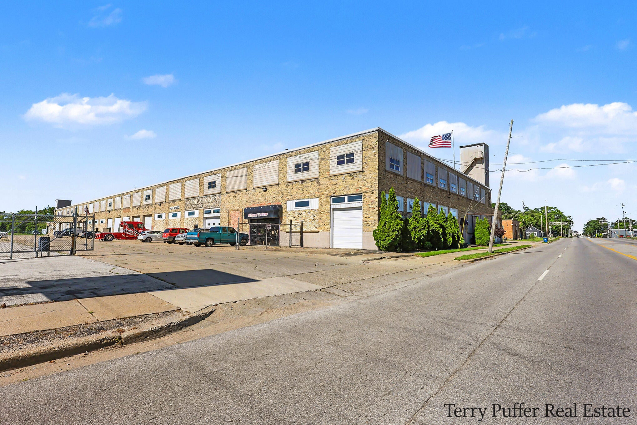 143 W Sherman Boulevard Unit 5