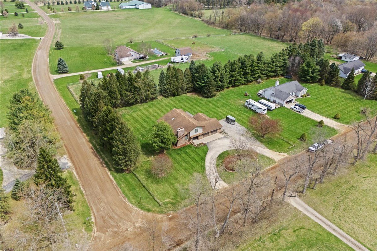 1415 ROSE CENTER Road