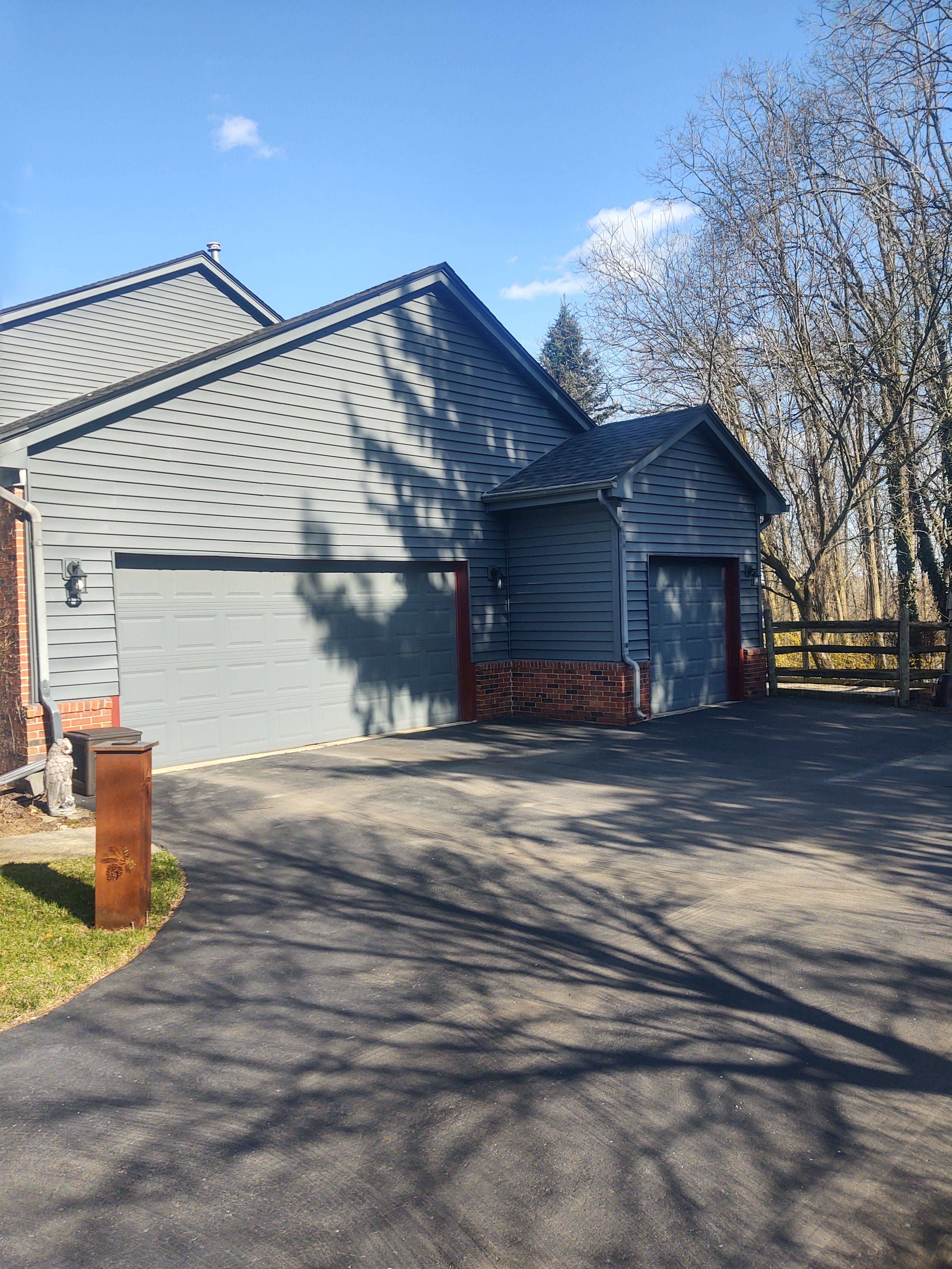 4390 LILY Drive