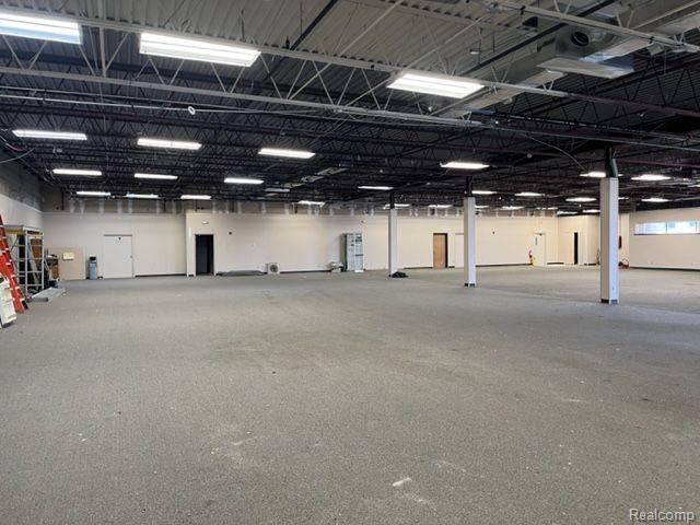 1100 East Mandoline 300