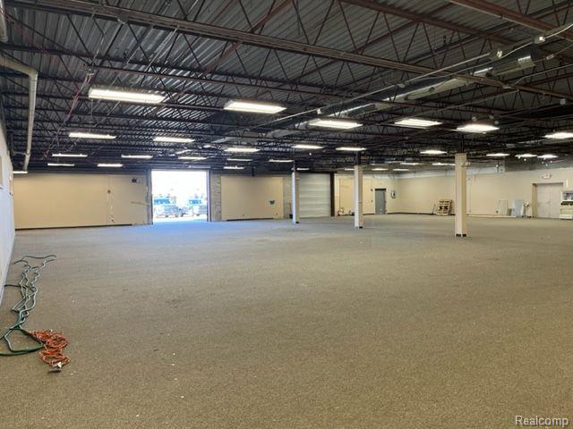 1100 East Mandoline 300