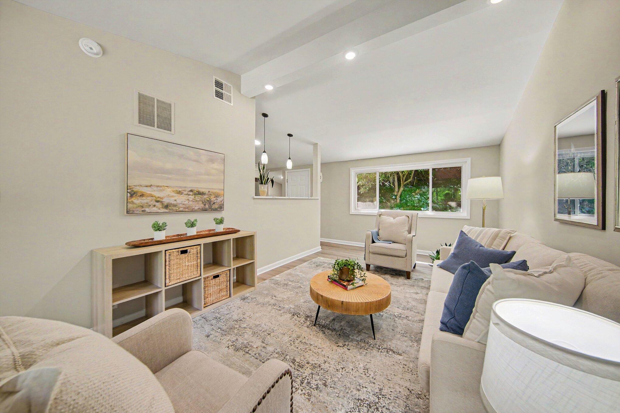 2731 Canterbury Road