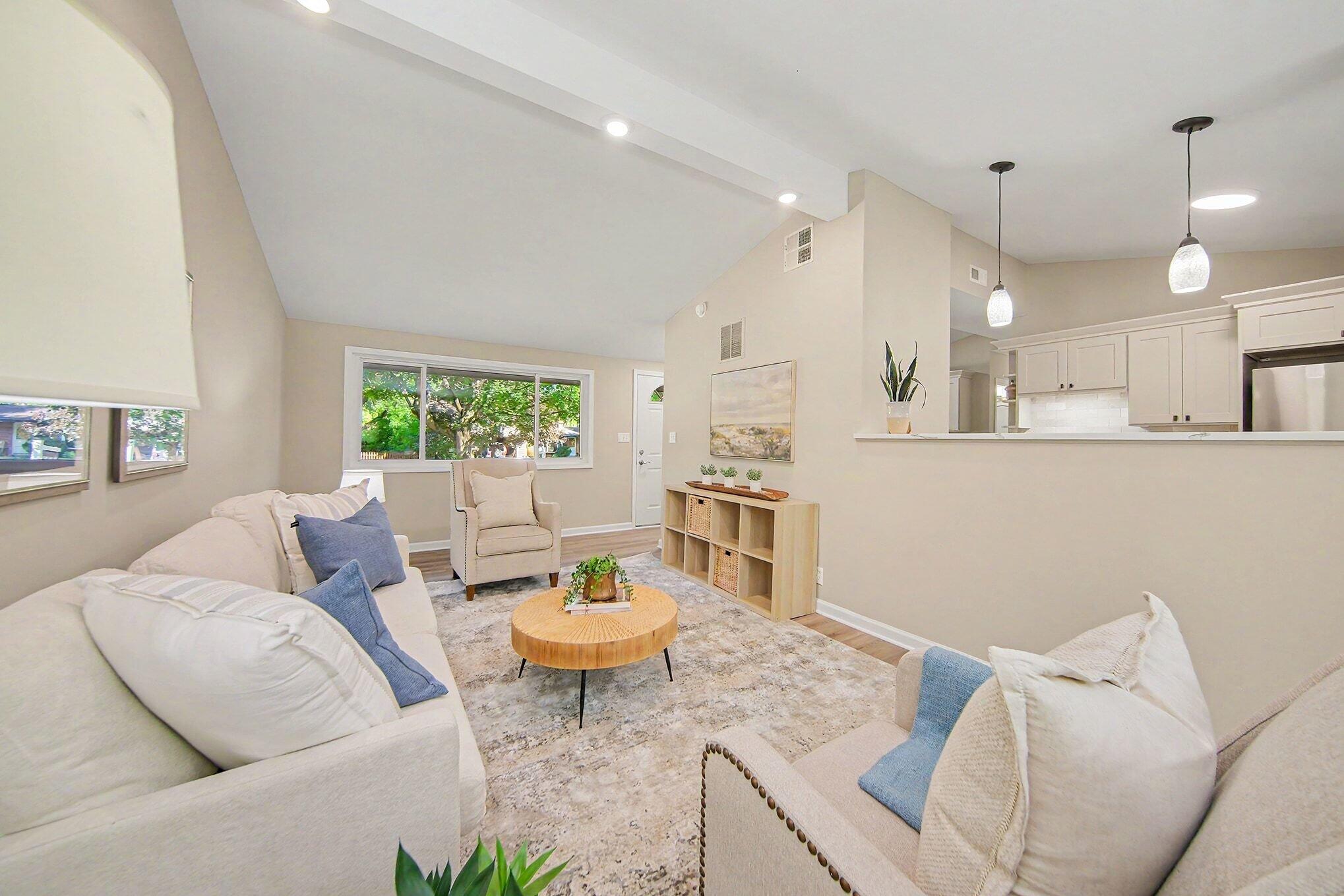 2731 Canterbury Road