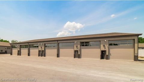 1641 Balian Road E-60 Waterford Charter Township MI 48327