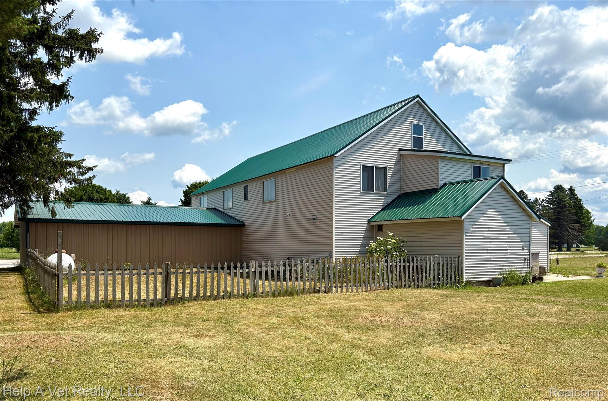 5167 N Us Highway 31