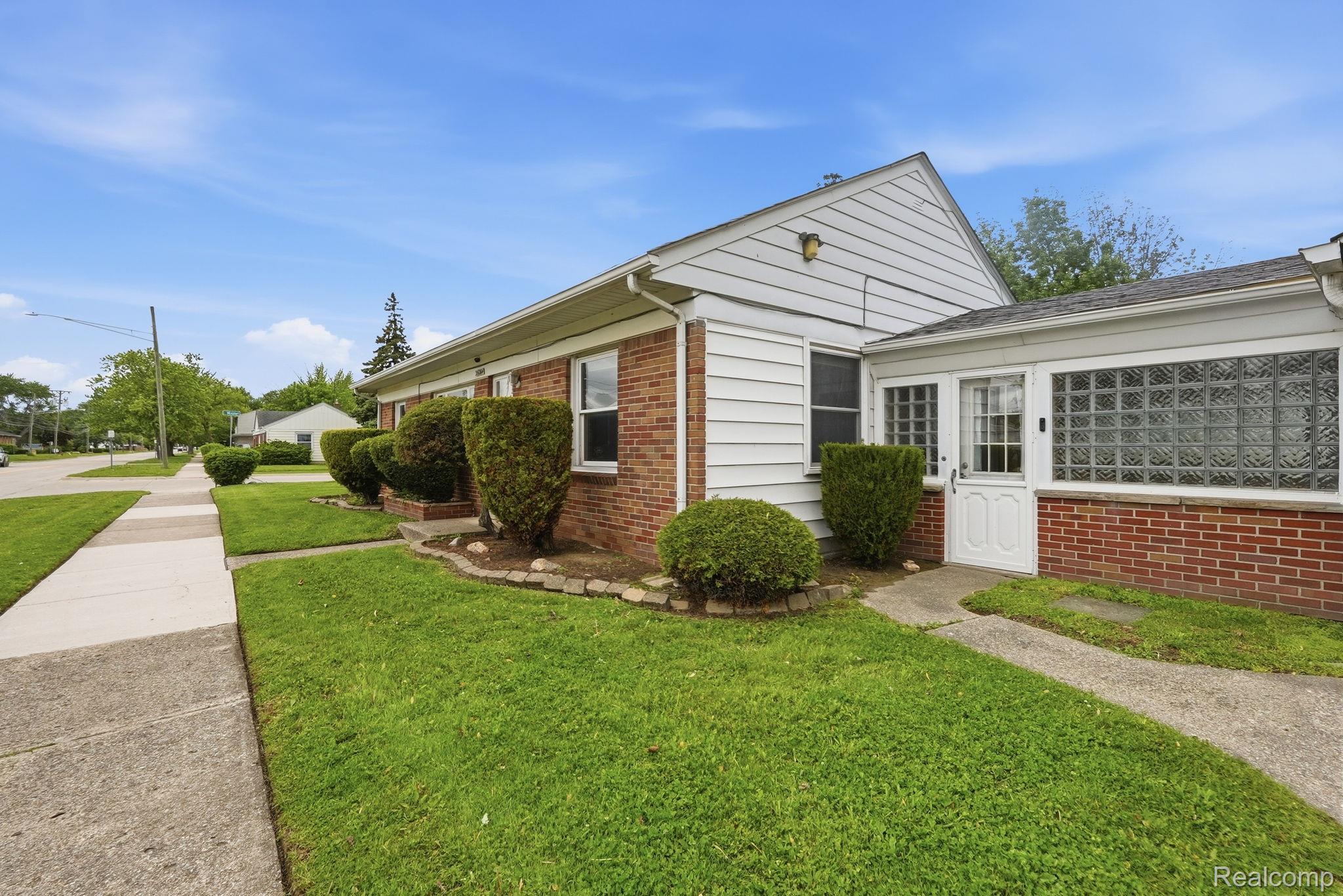 26004 Waldorf Street