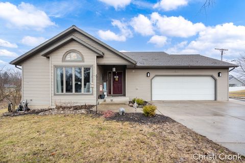 271 E Beech Street NE Cedar Springs City MI 49319