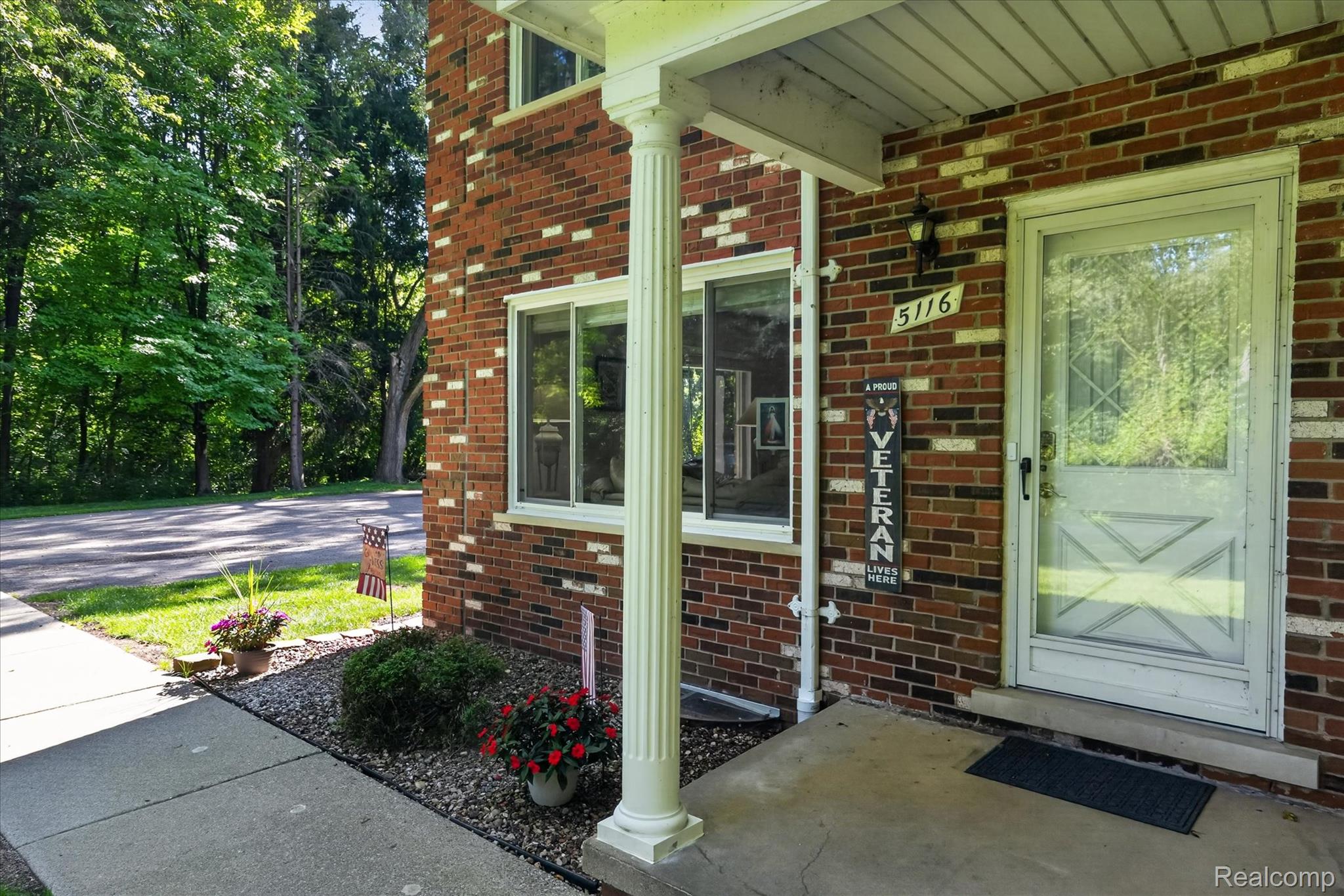 5116 Kintyre Lane