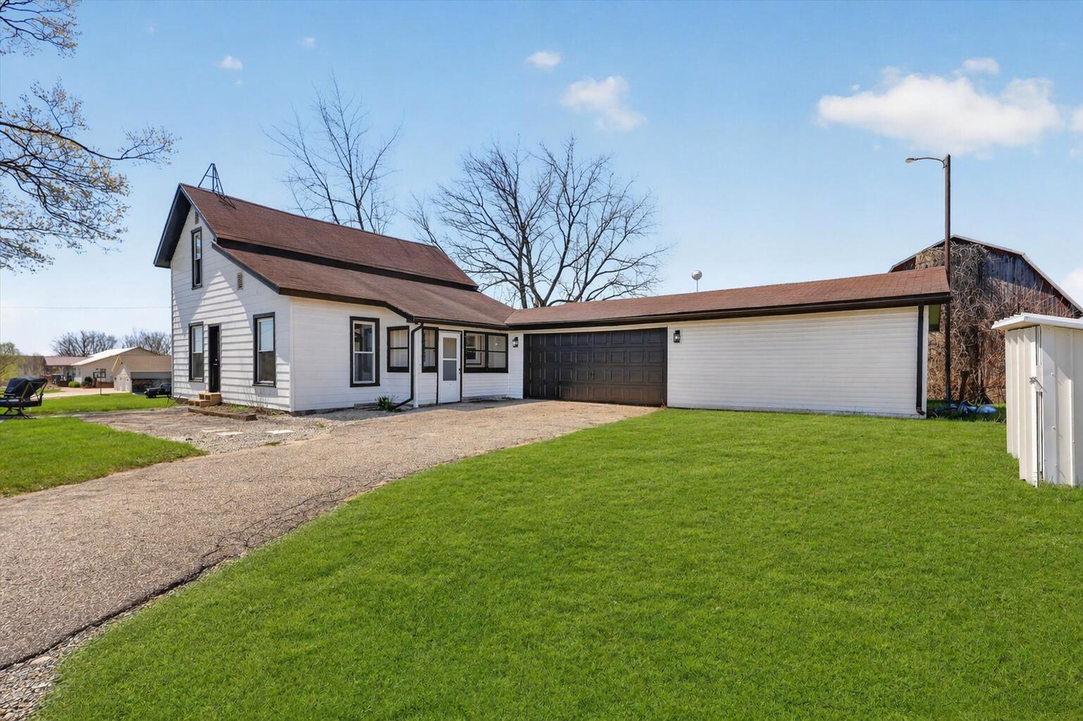 5691 N Greenville Road