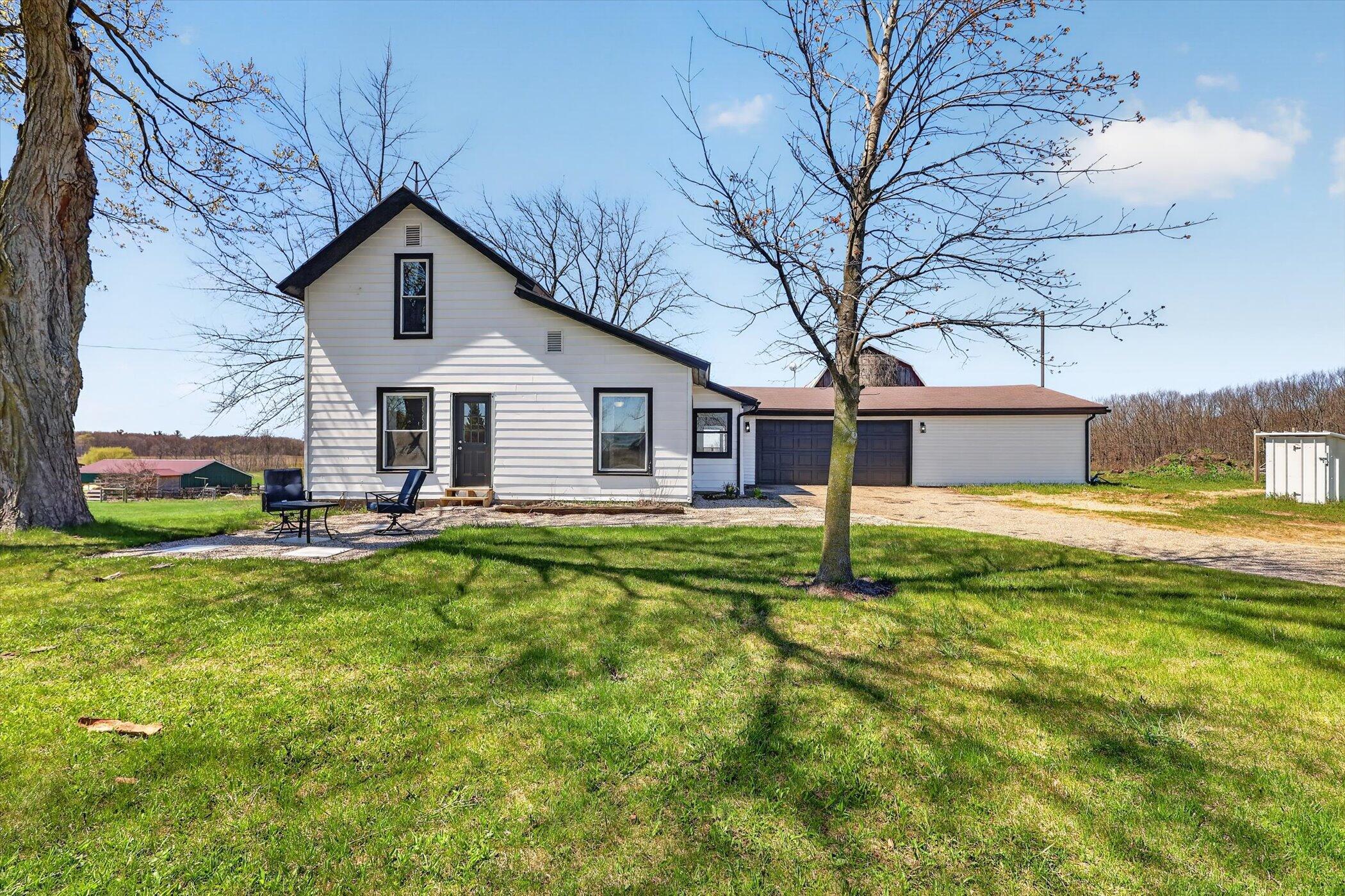 5691 N Greenville Road