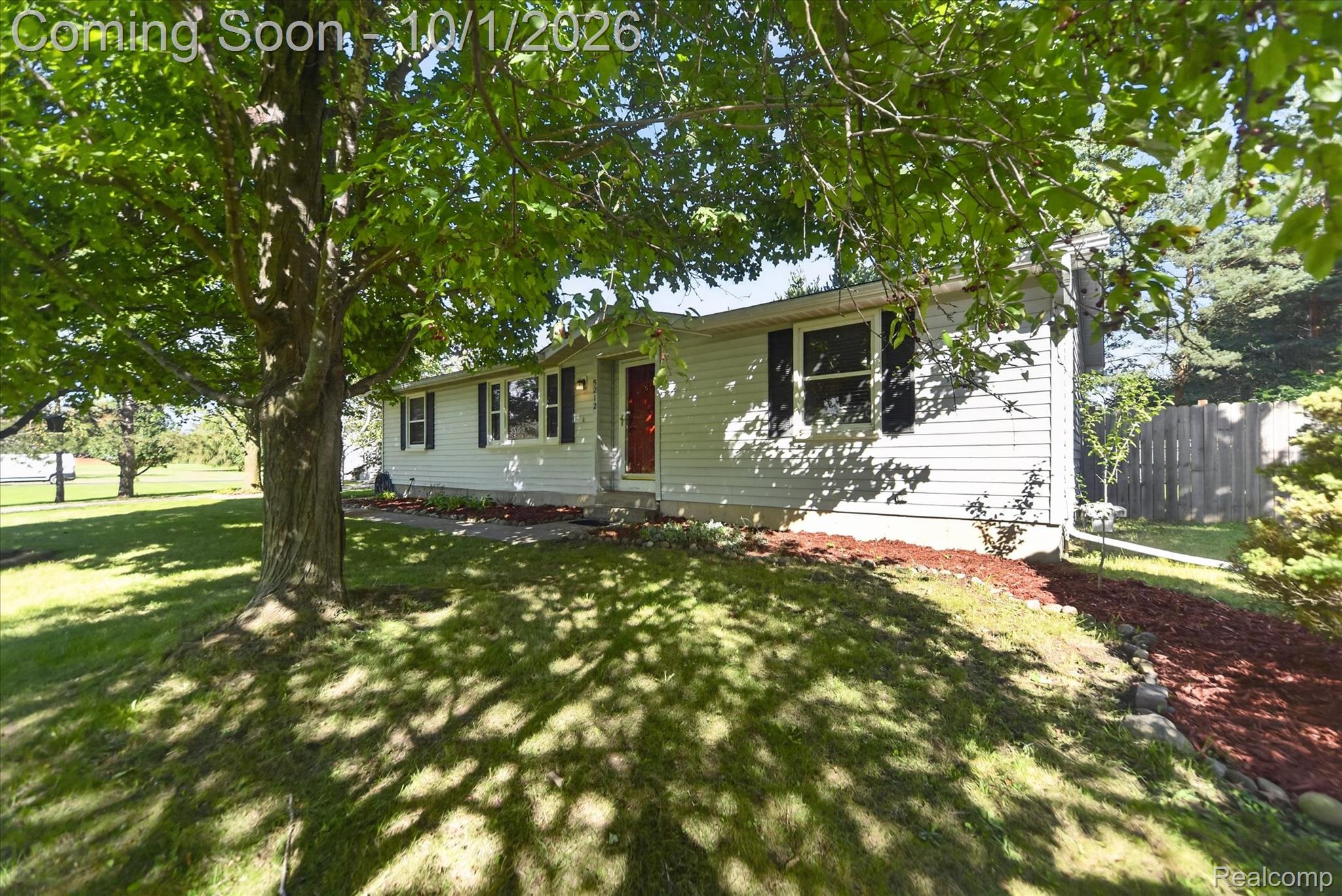 5212 N Fowlerville Road