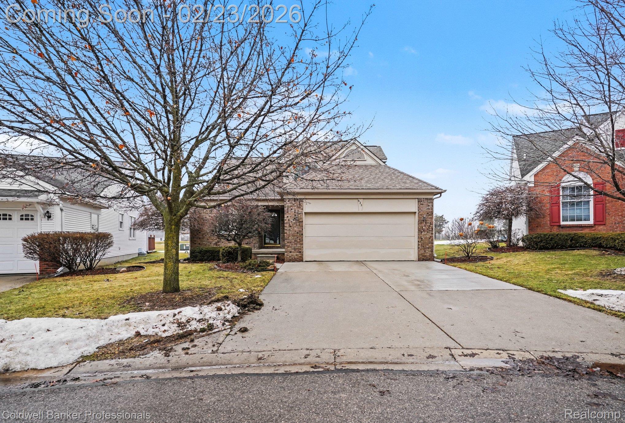 625 Rolling Hills Lane