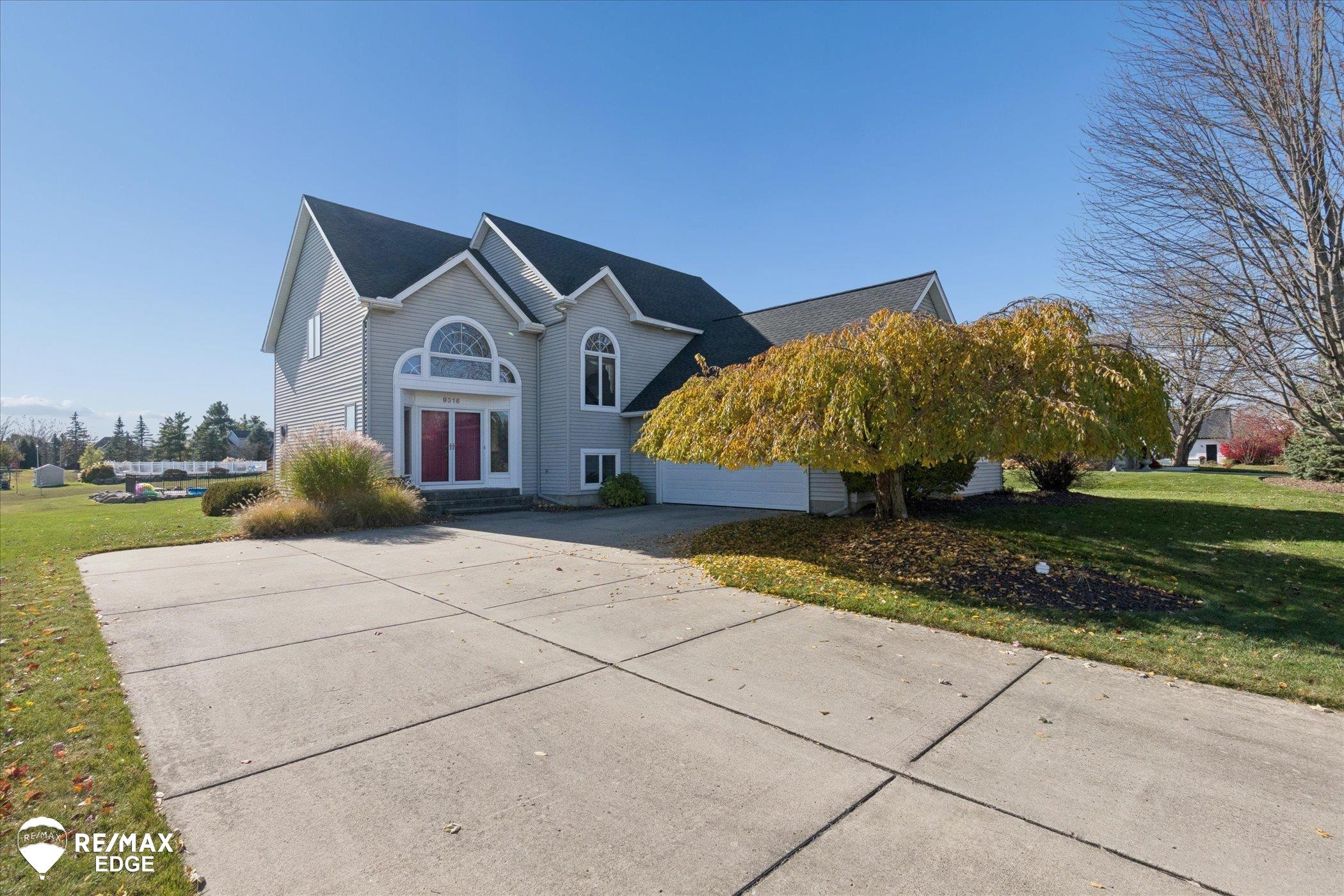 9316 Country Club Lane