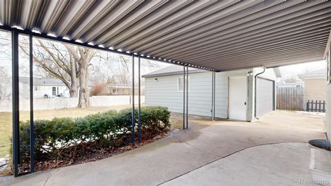 Tiny photo for 904 Oakview Drive, Carrollton Township, MI 48604 (MLS # 20261010201)