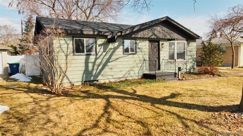 Tiny photo for 904 Oakview Drive, Carrollton Township, MI 48604 (MLS # 20261010201)