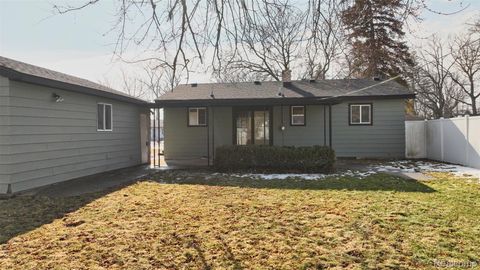 Tiny photo for 904 Oakview Drive, Carrollton Township, MI 48604 (MLS # 20261010201)