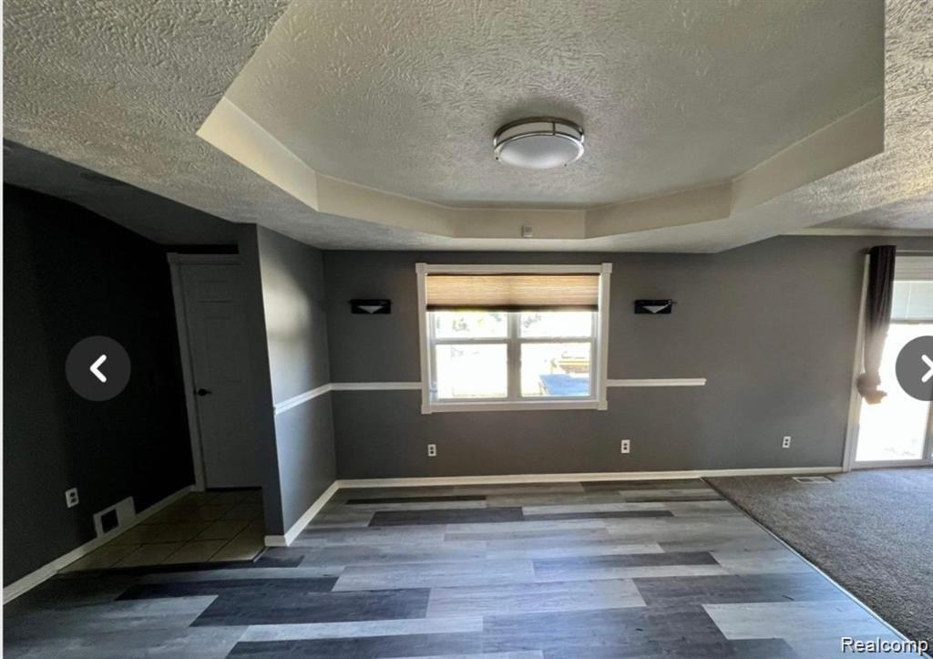 2414 HIALEAH Drive