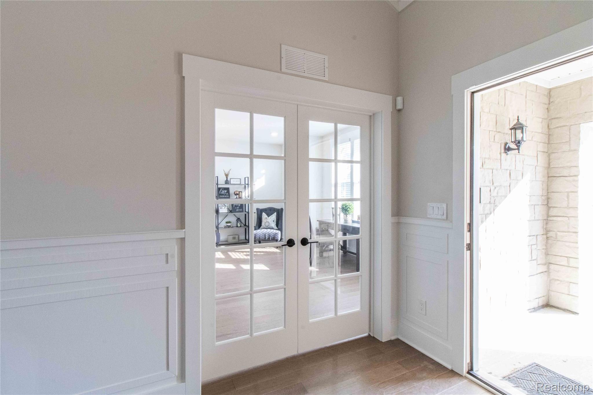 5532 Timber Glen Court