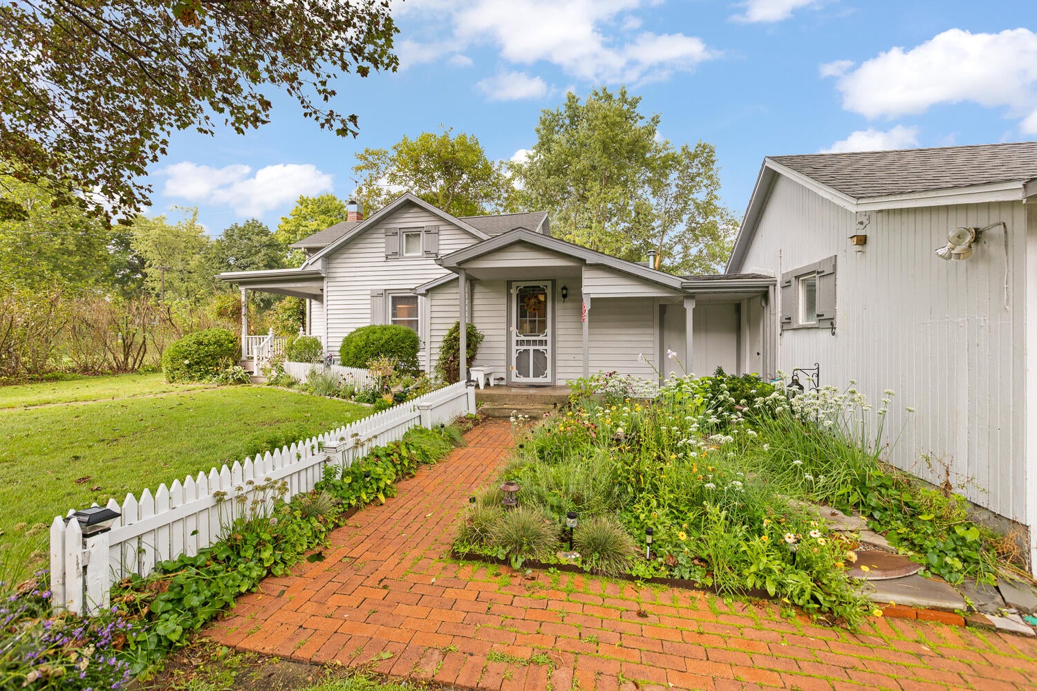 3420 N Hillsdale Road
