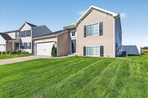 Tiny photo for 1656 Ives Mill Lane, Vicksburg Village, MI 49097 (MLS # 66026054601)