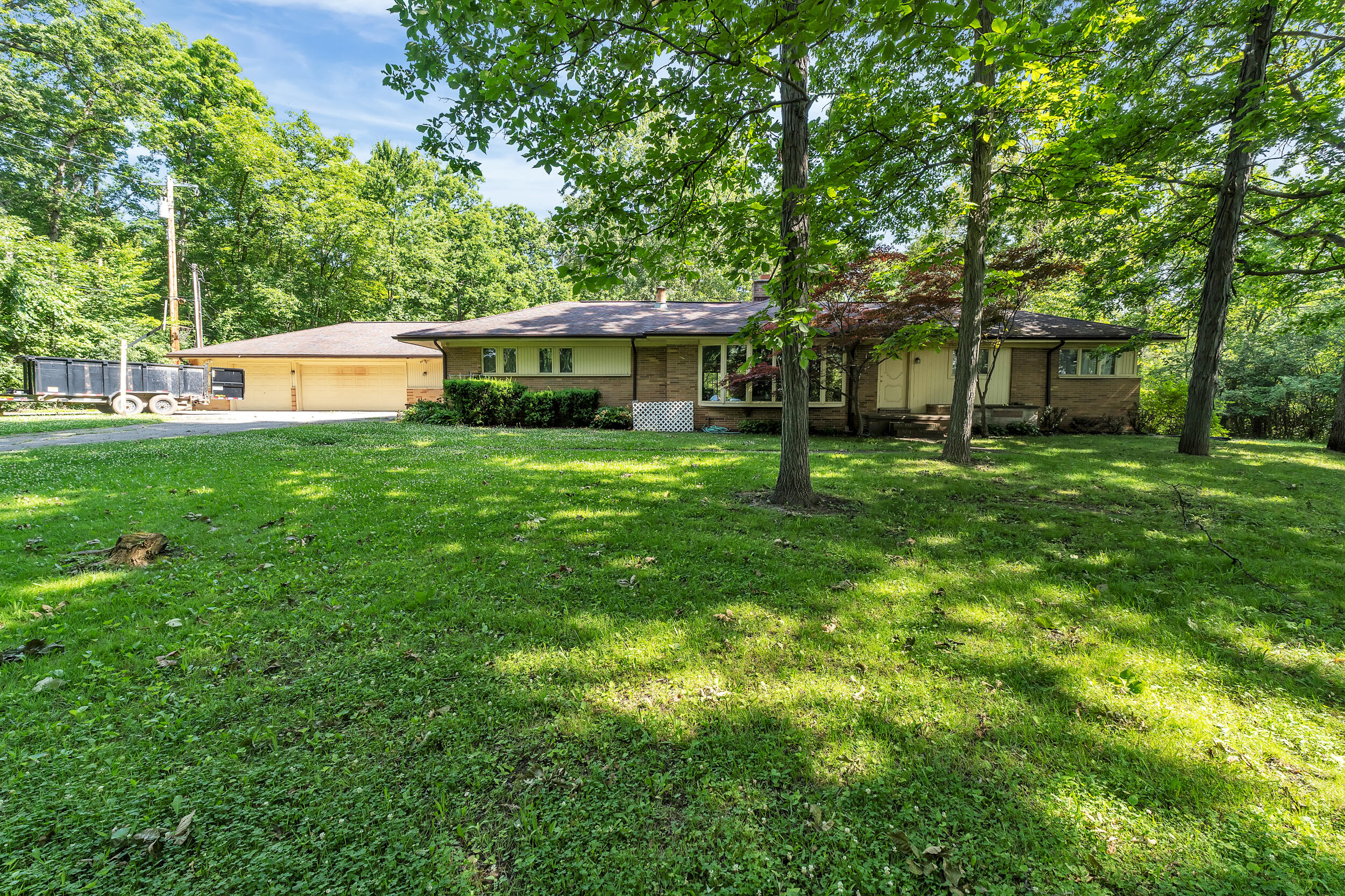 8751 Warren Road