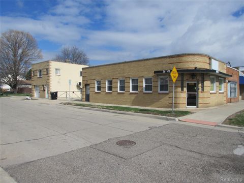 26601 Gratiot Avenue Roseville City MI 48066