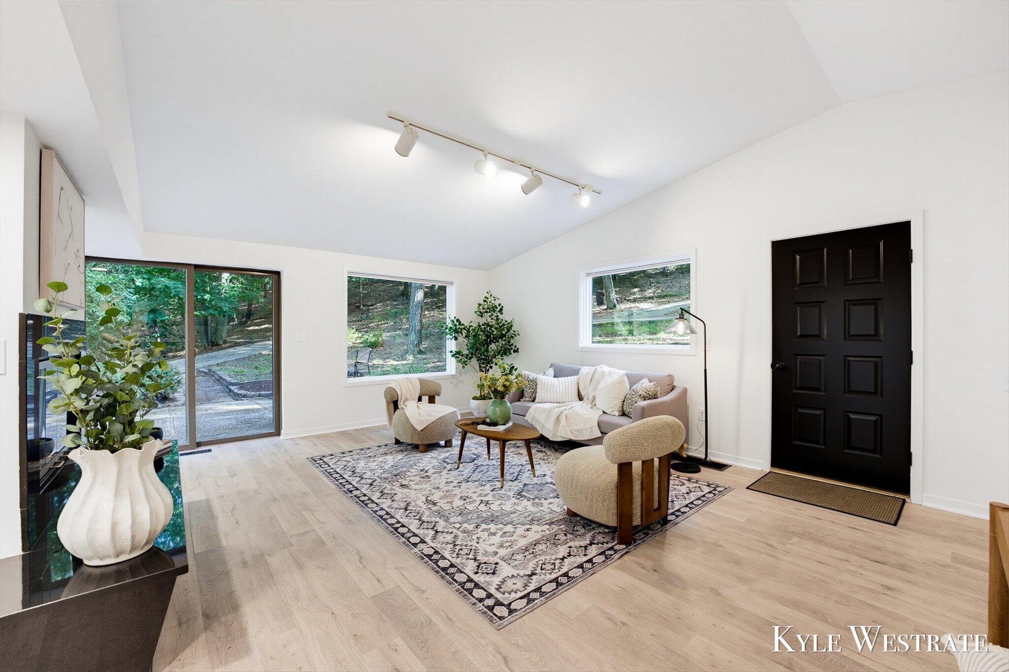 18075 Sunset Drive