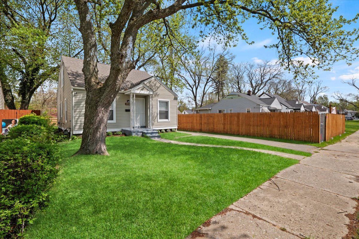19776 WESTBROOK Street
