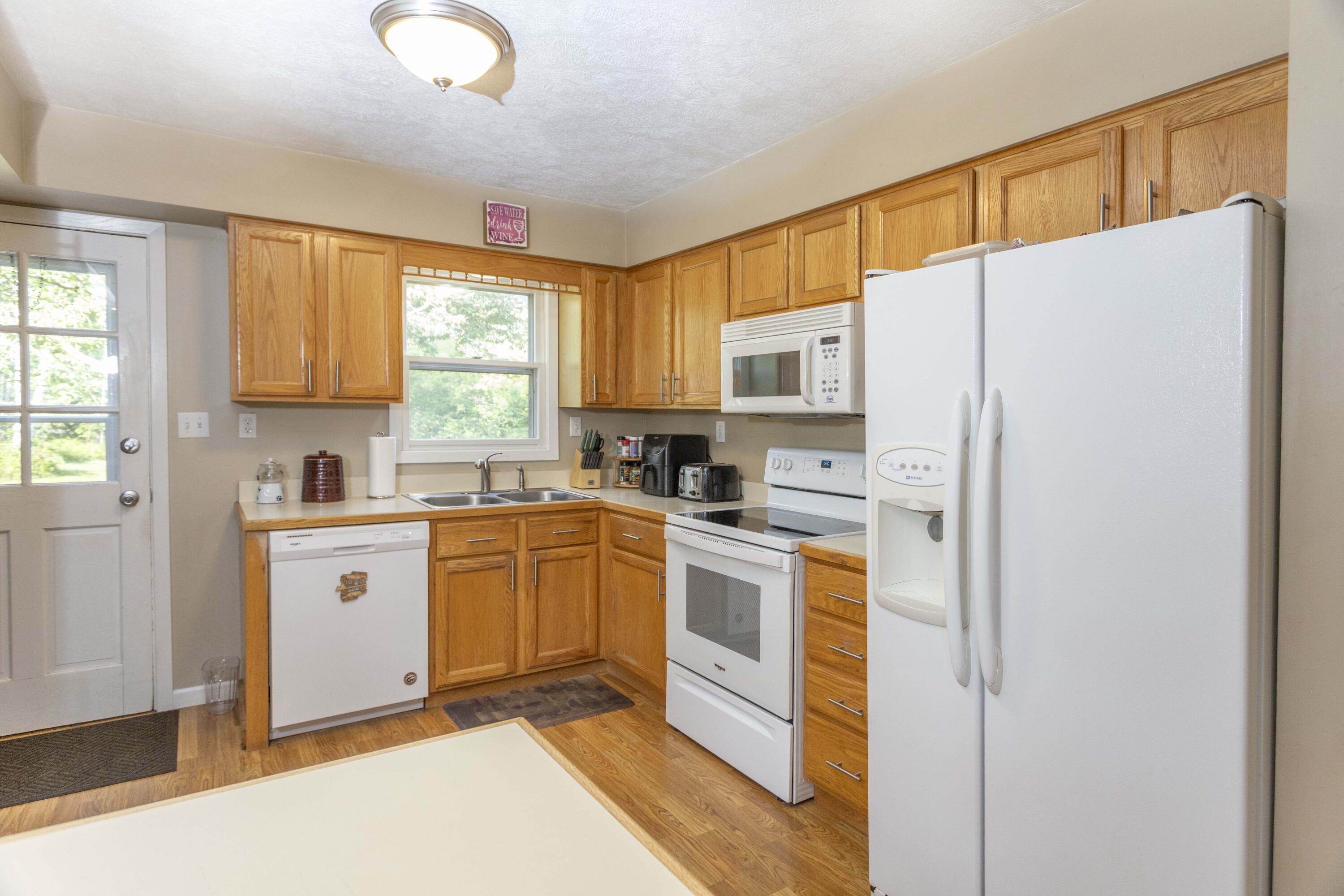 20420 Thornapple Lane