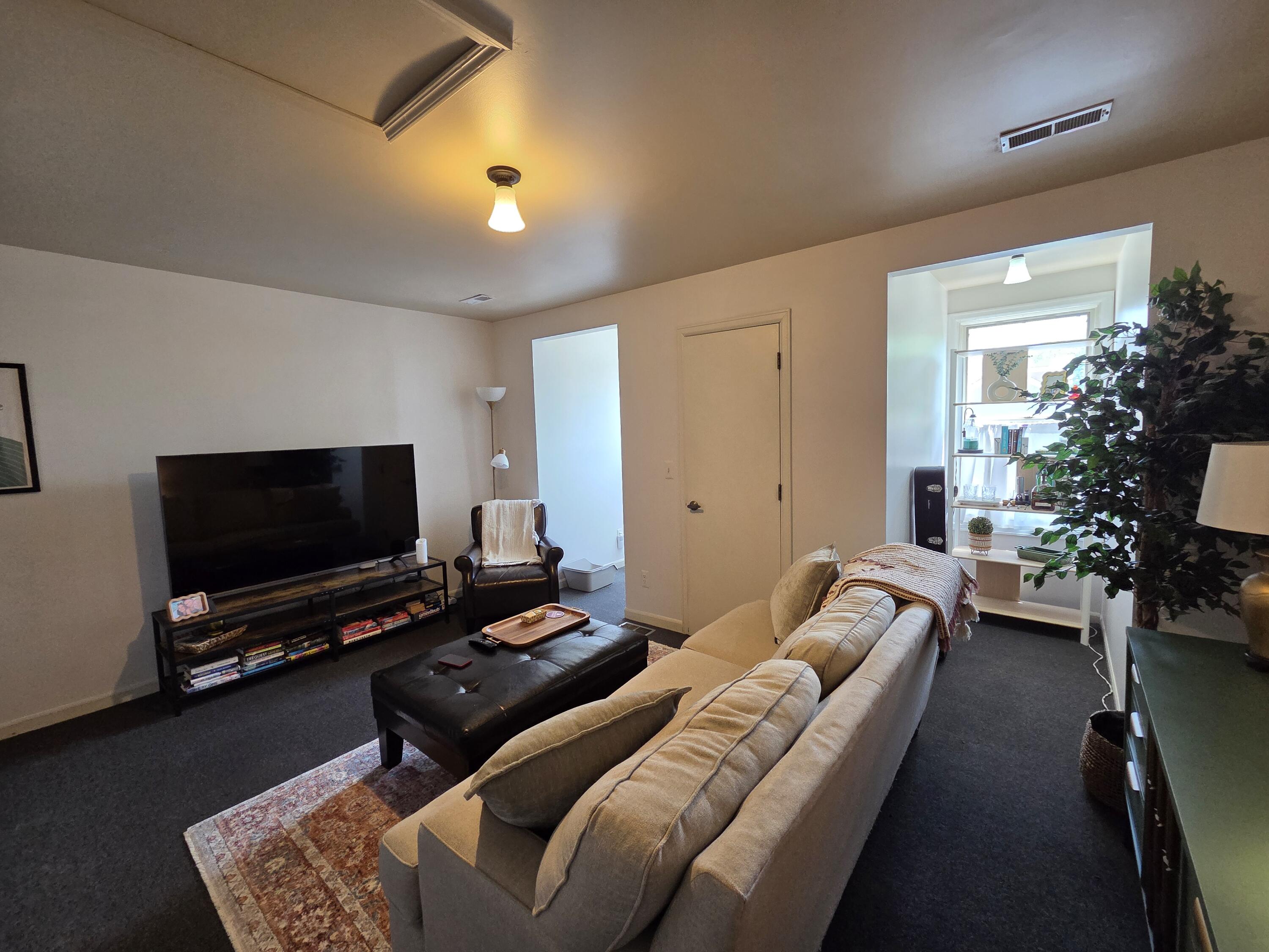 963 W Ann Arbor Trail 18b