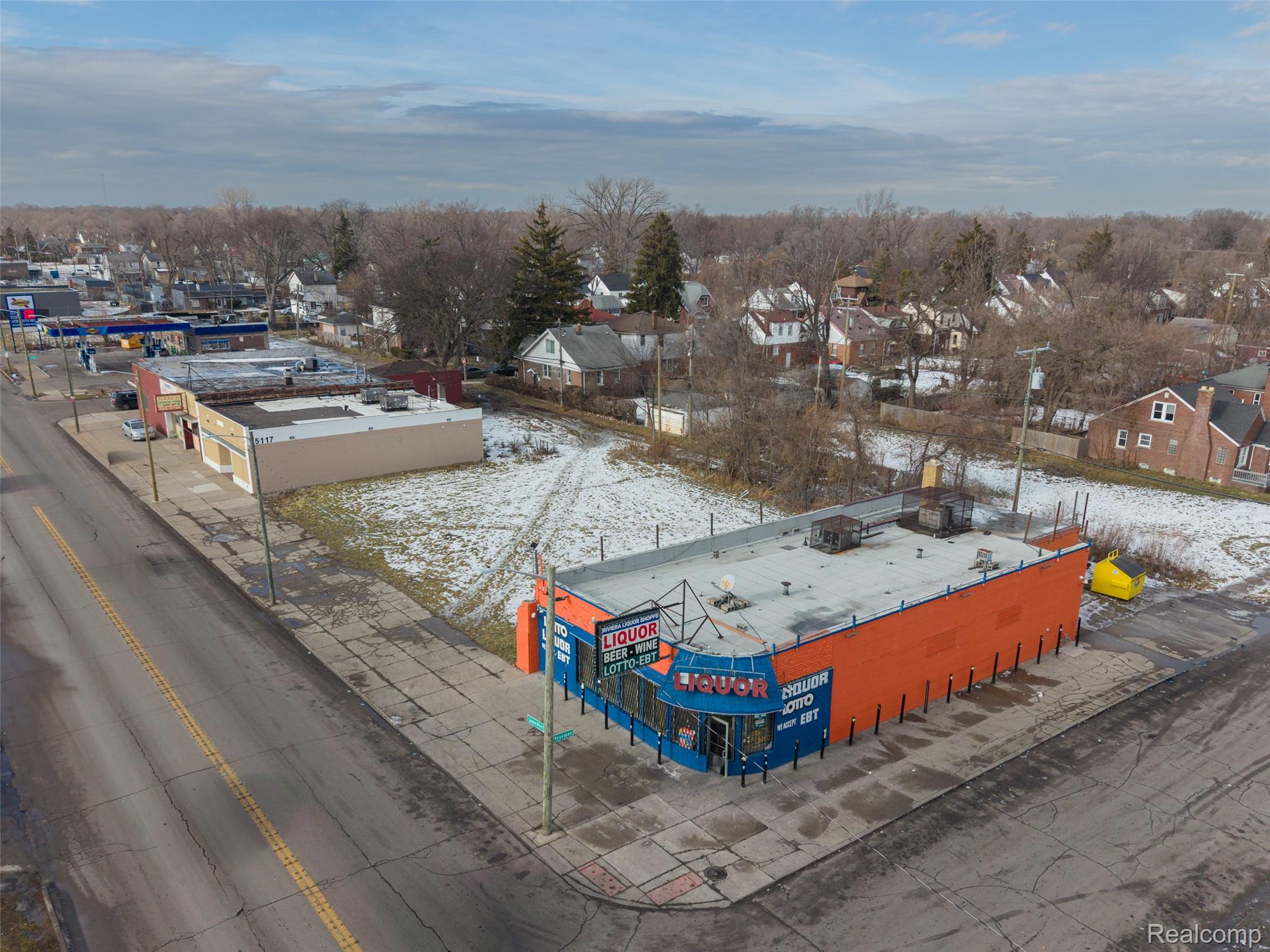 5153 E 7mile rd Keystone