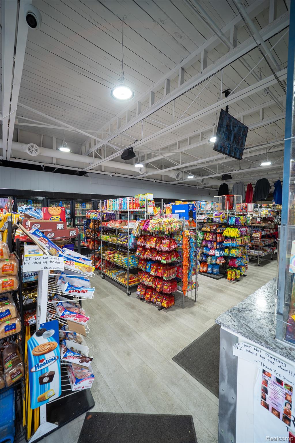 5153 E 7mile rd Keystone