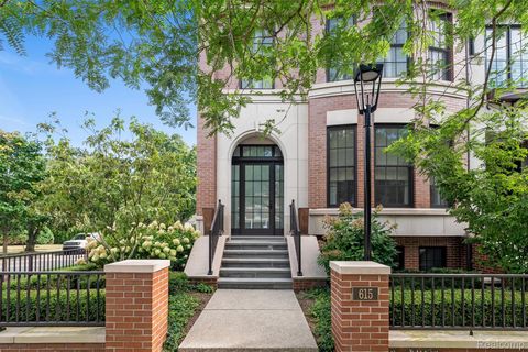 615 W Brown Street Birmingham City MI 48009