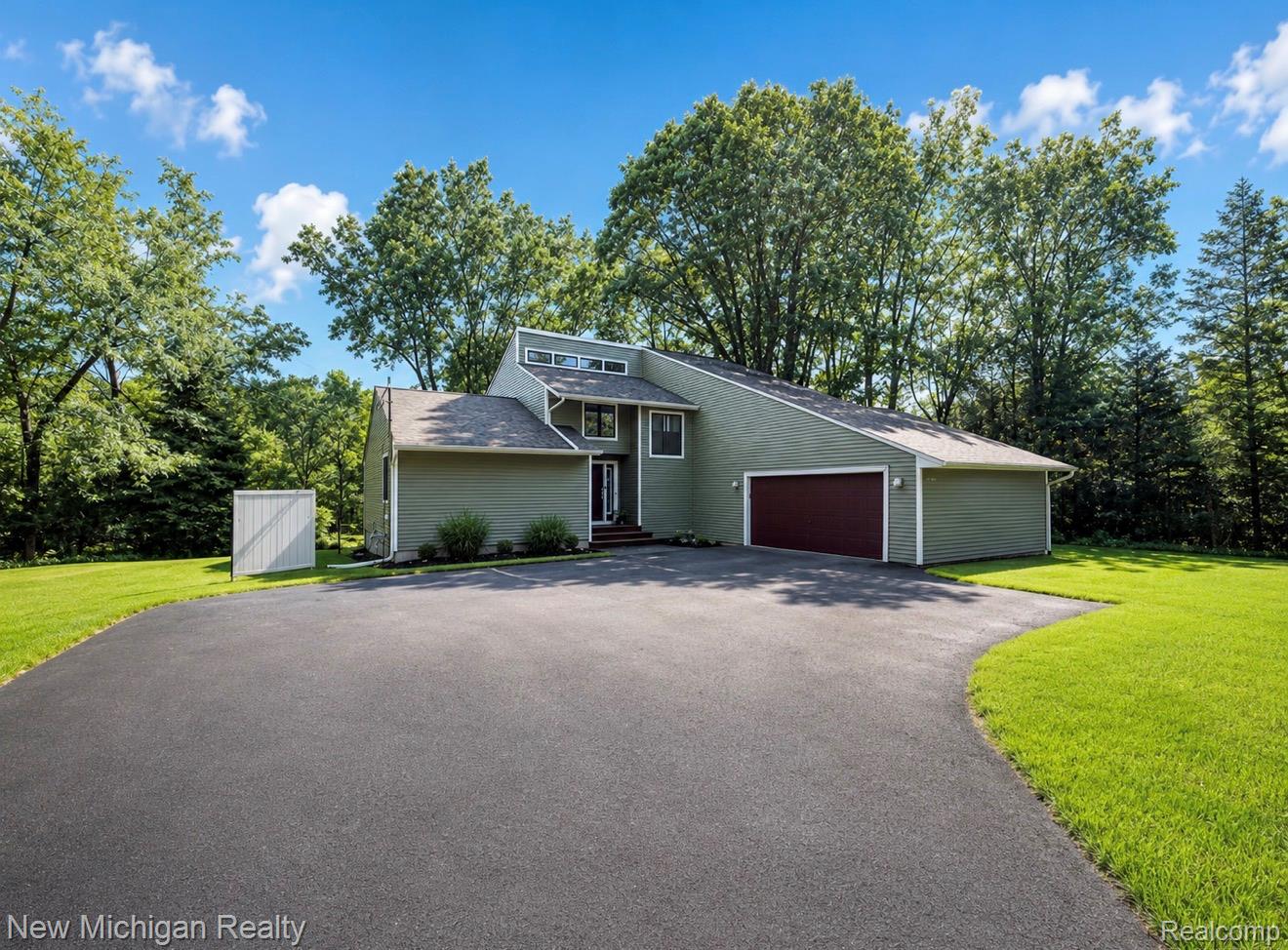 7156 River Road