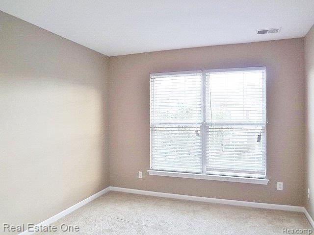 3288 E Theodore