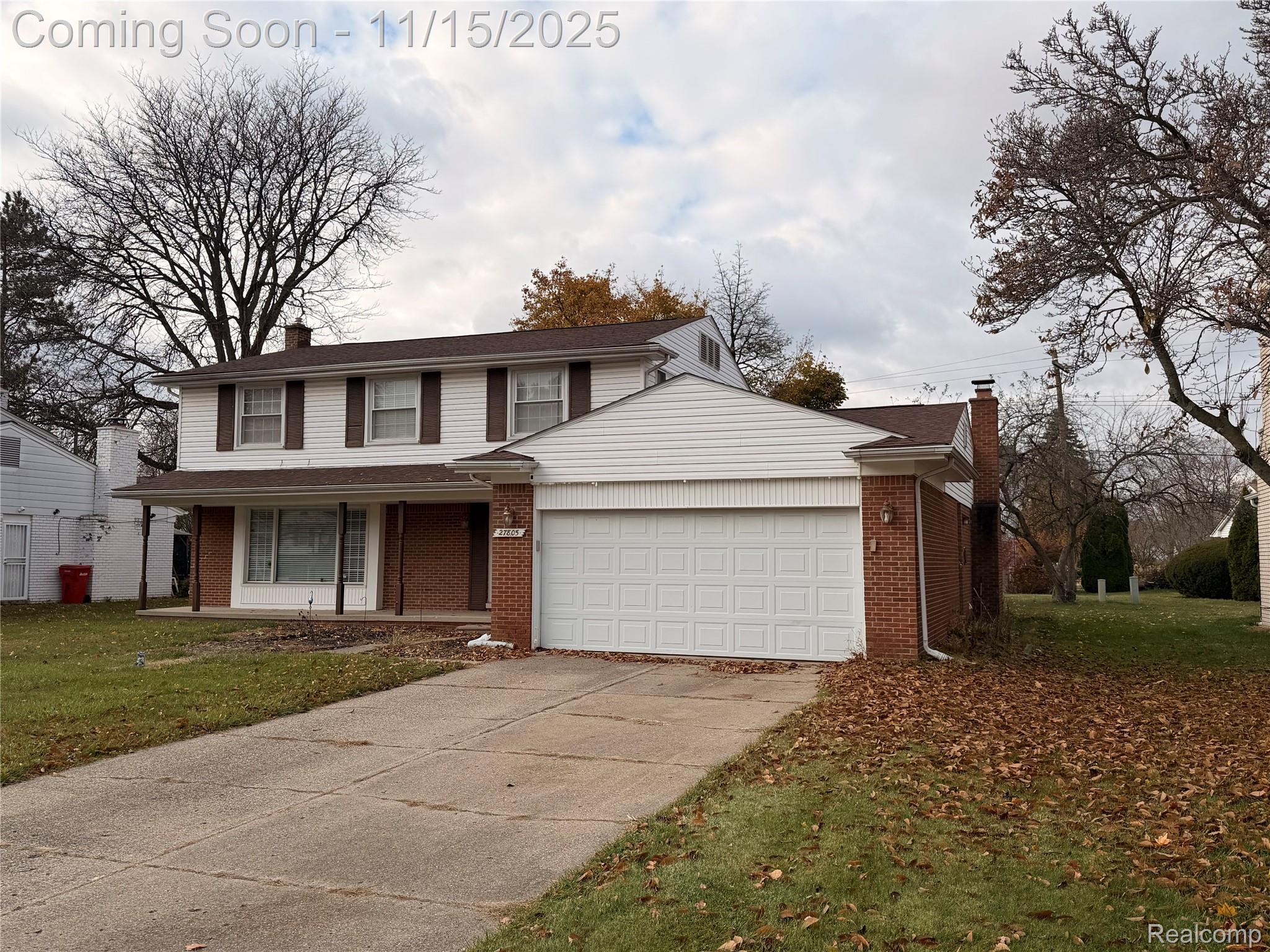 27805 Arlington Drive S