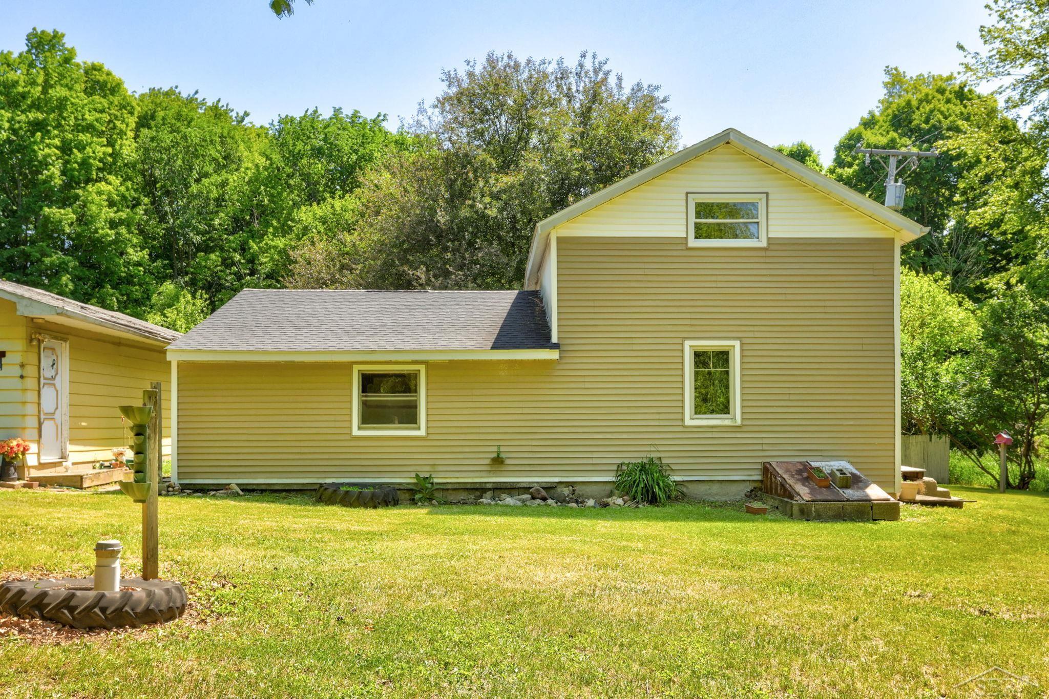5400 Sister Lake Road
