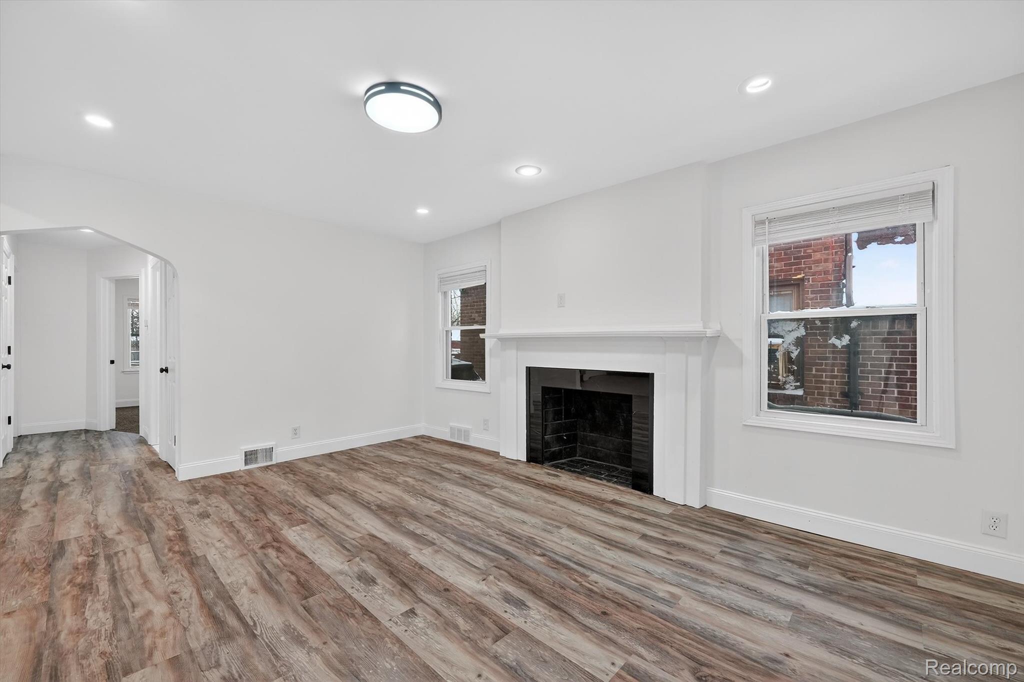 16873 Mansfield Street