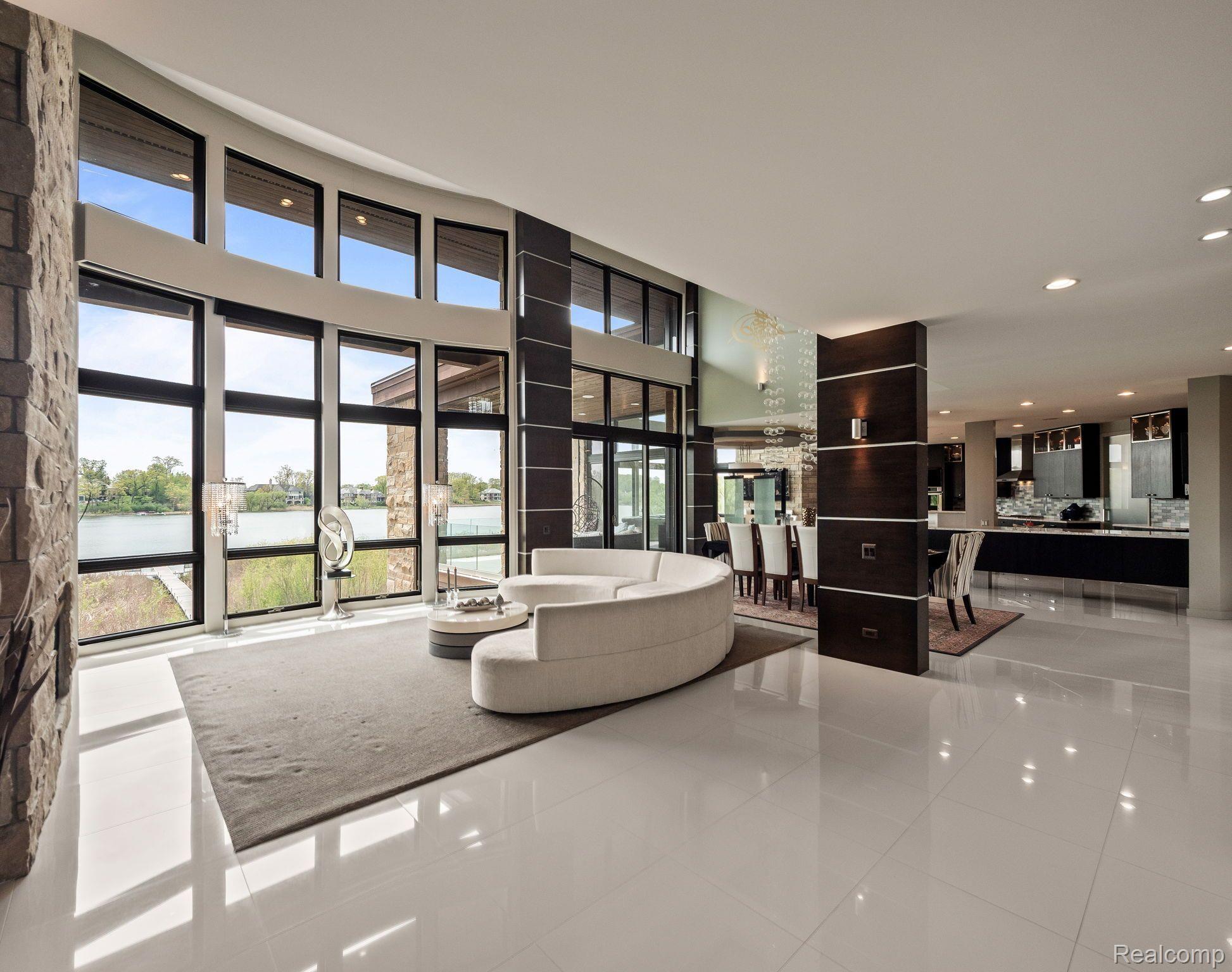2657 TURTLE SHORES Drive