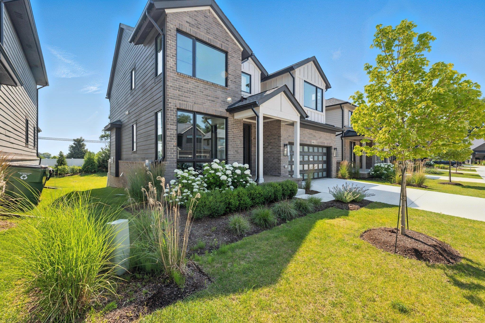 54824 Camden Court
