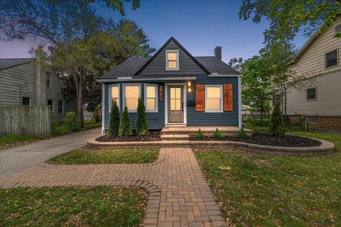 1437 PEARSON Street Ferndale City MI 48220